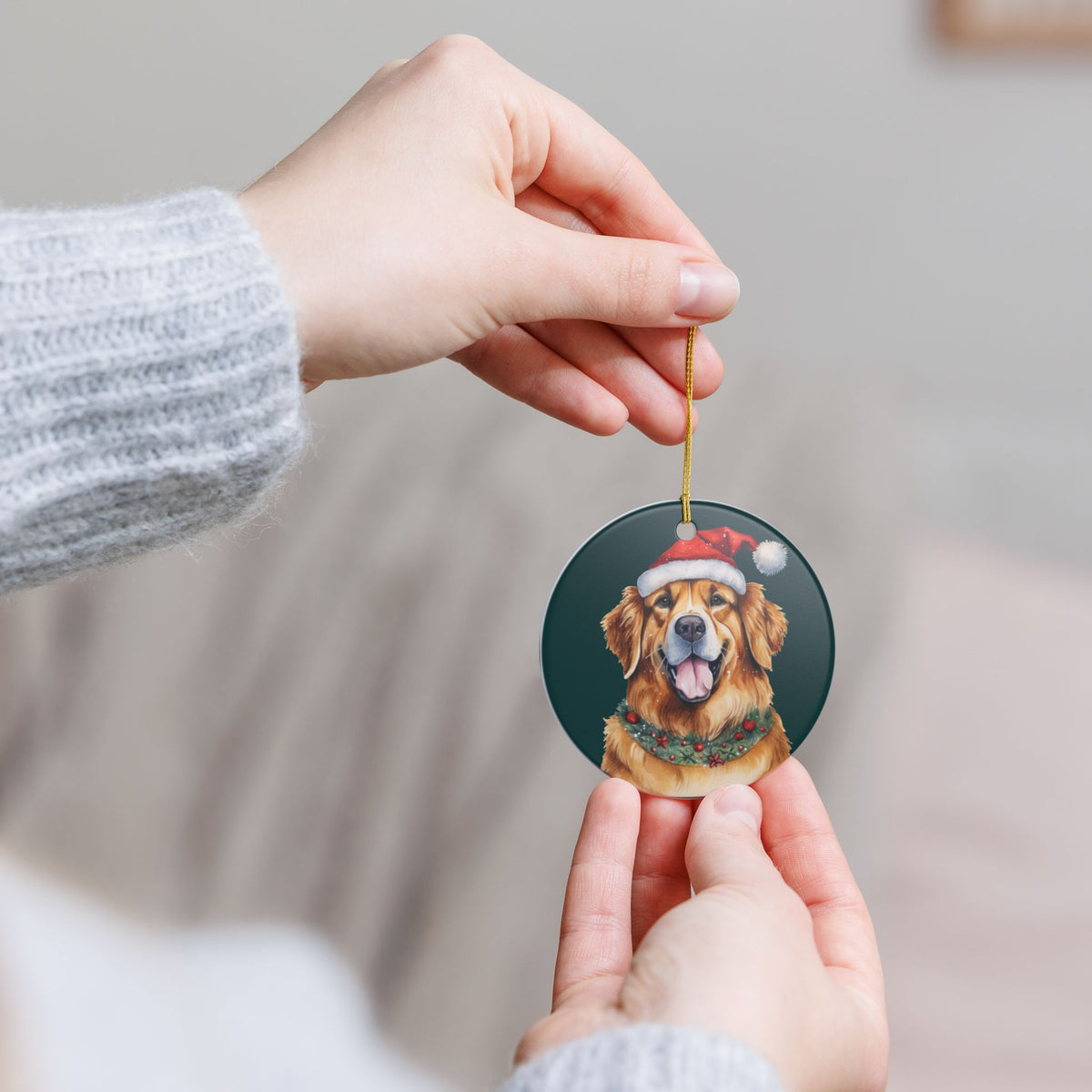 Christmas Golden Retriever Ceramic Ornament Item #101161
