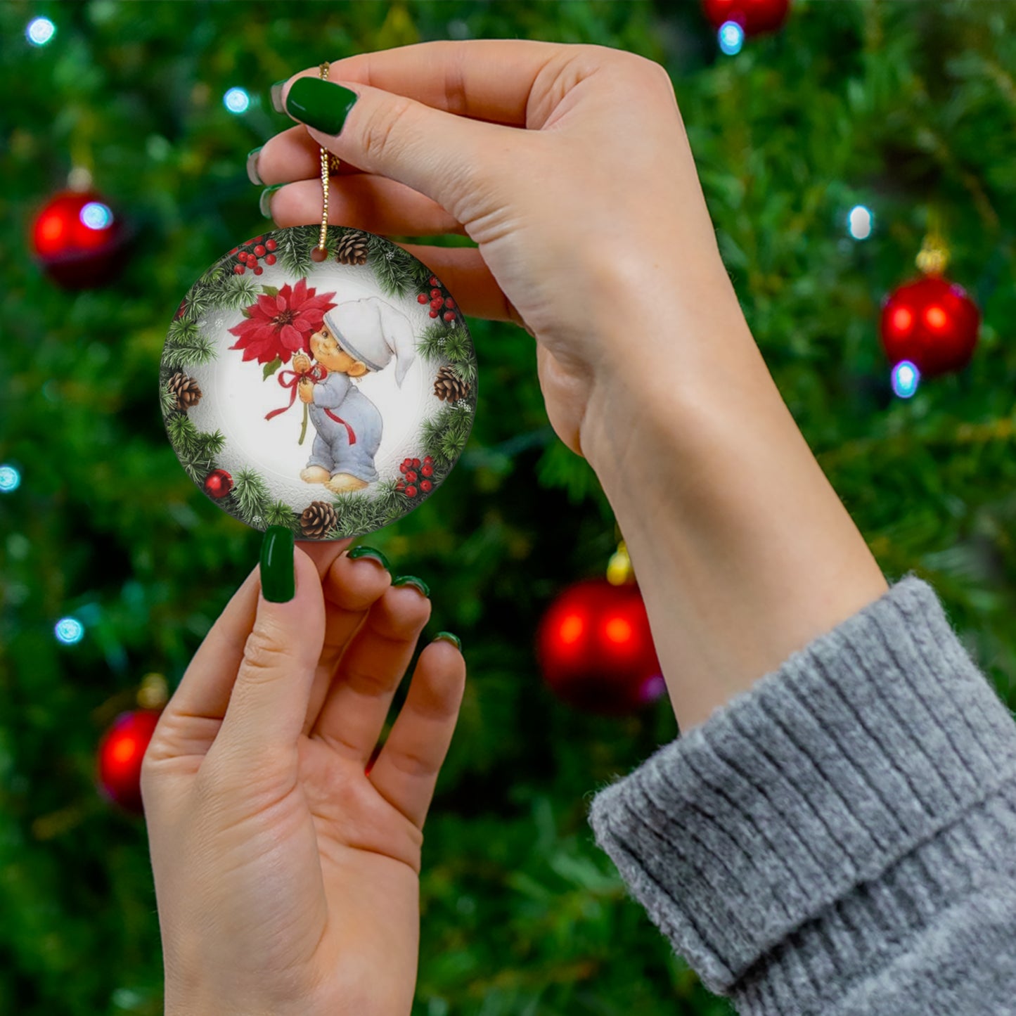 Xmas Kid Ceramic Disc Ornament        Item #11097