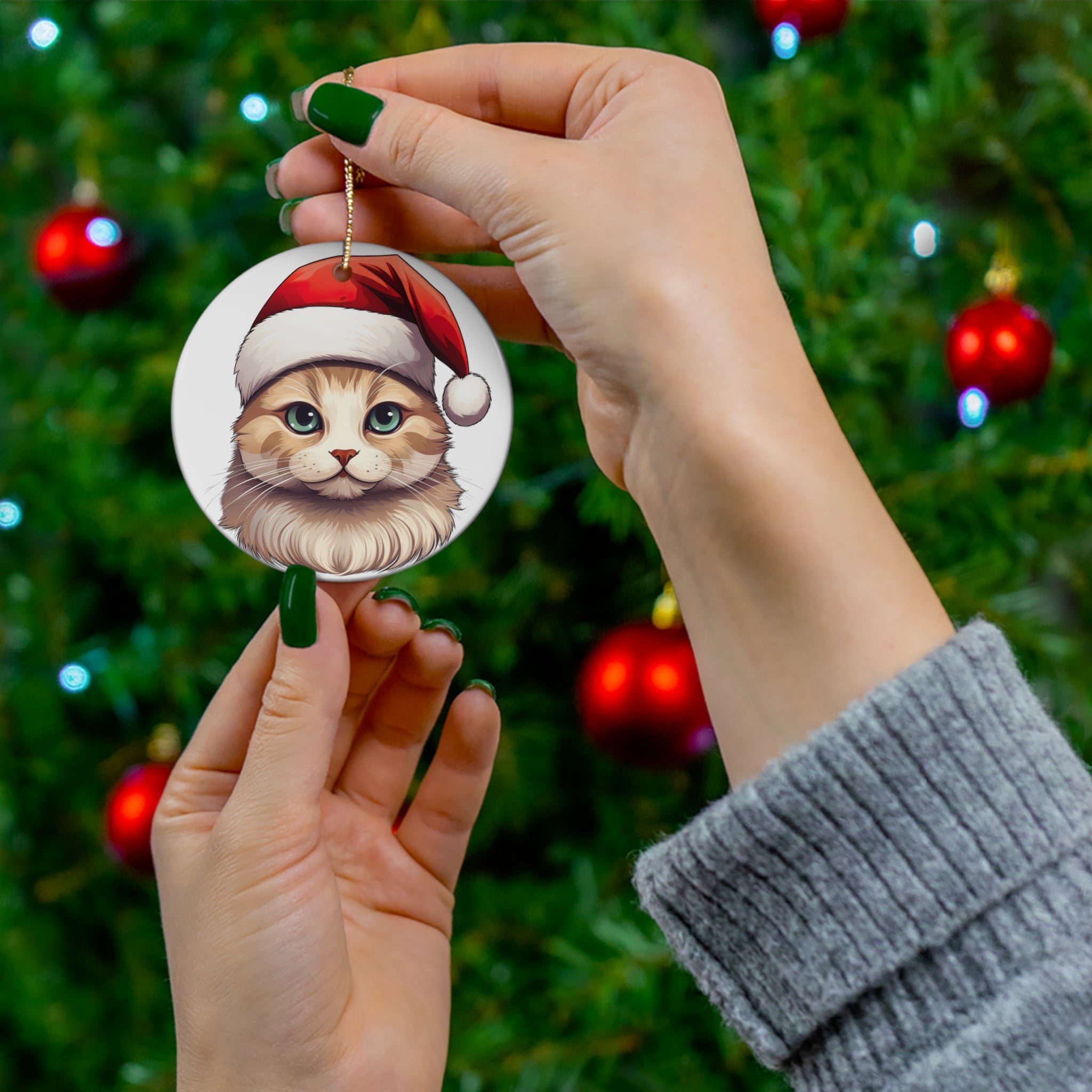 Ceramic Ornament - Munchkin Cat With Santa Hat      Item #7039553
