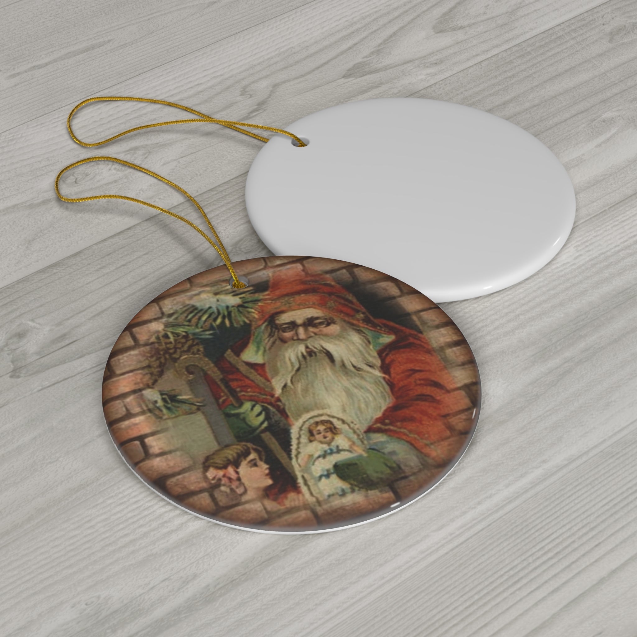 Santa Ceramic Disc Ornament        Item #812453