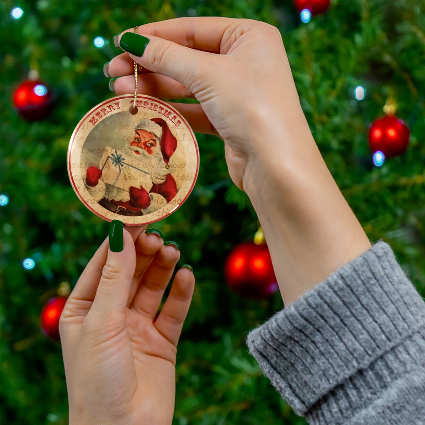 Santa Ceramic Disc Ornament         Item #504414