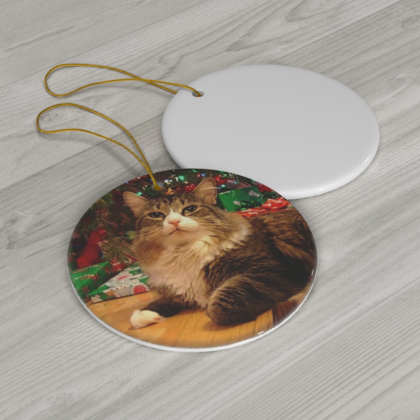 Christmas Cat Ceramic Disc Ornament       Item #7540049