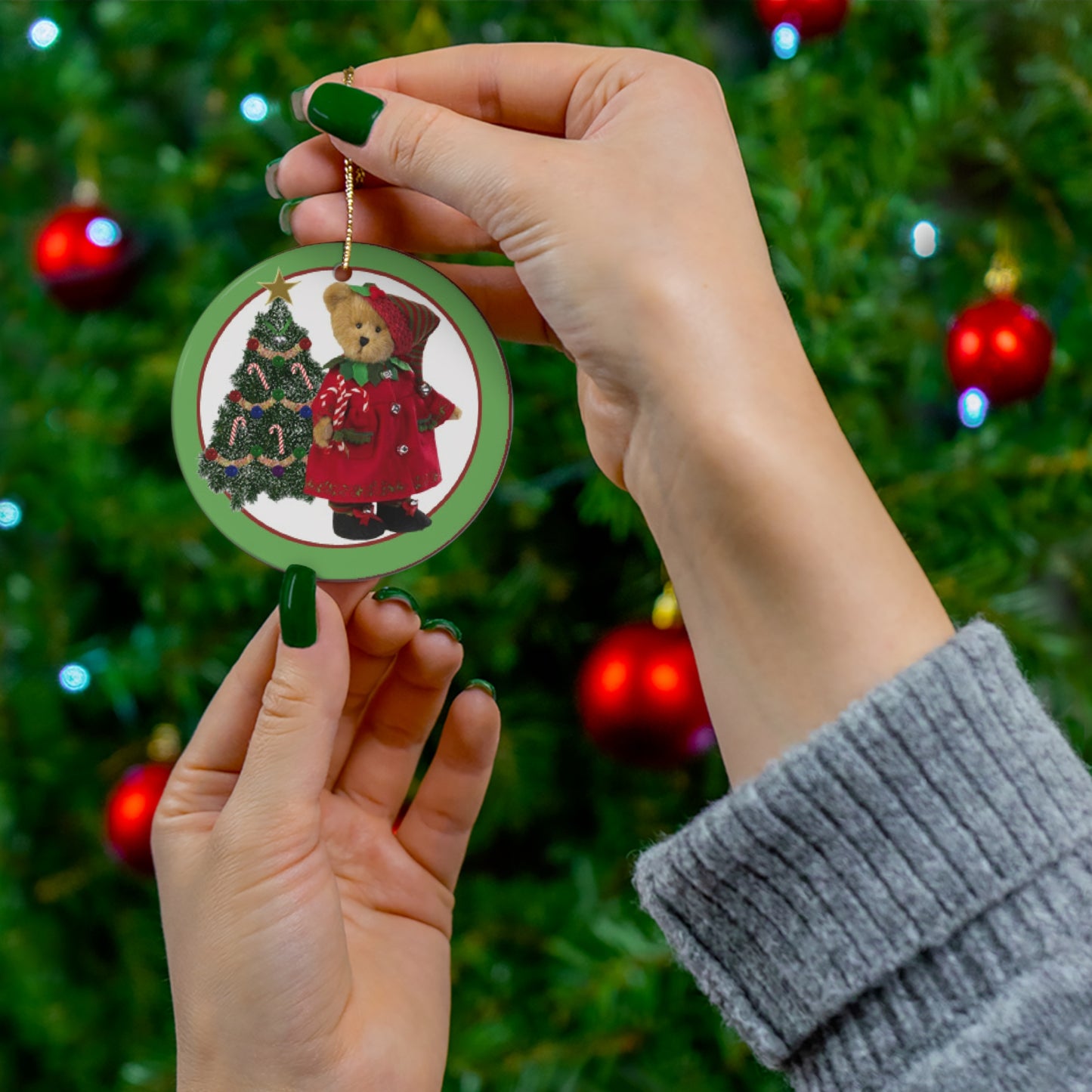 Christmas Bear Ceramic Disc Ornament      Item #2018671