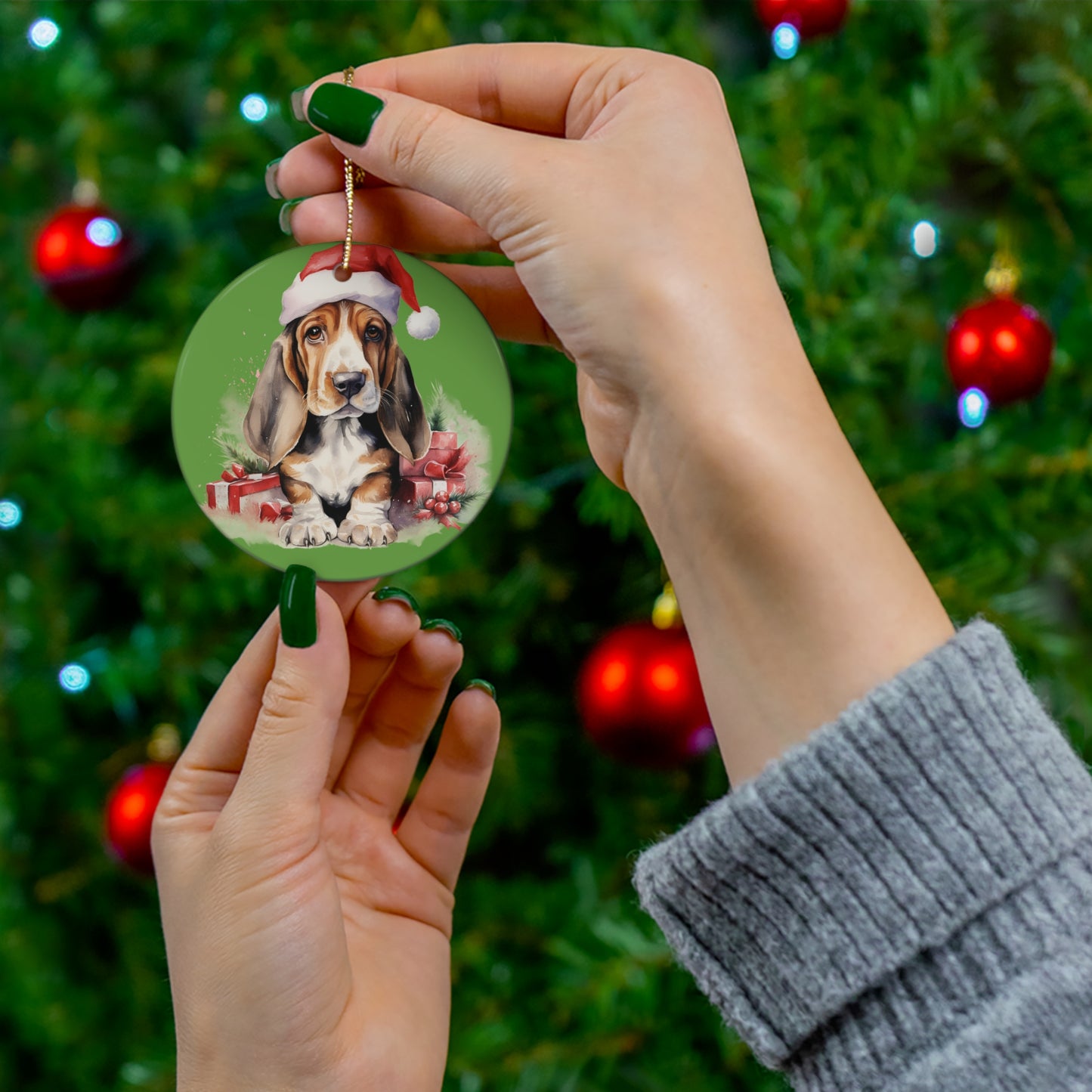 Ceramic Ornament - Christmas Basset Hound Dog      Item #8173125