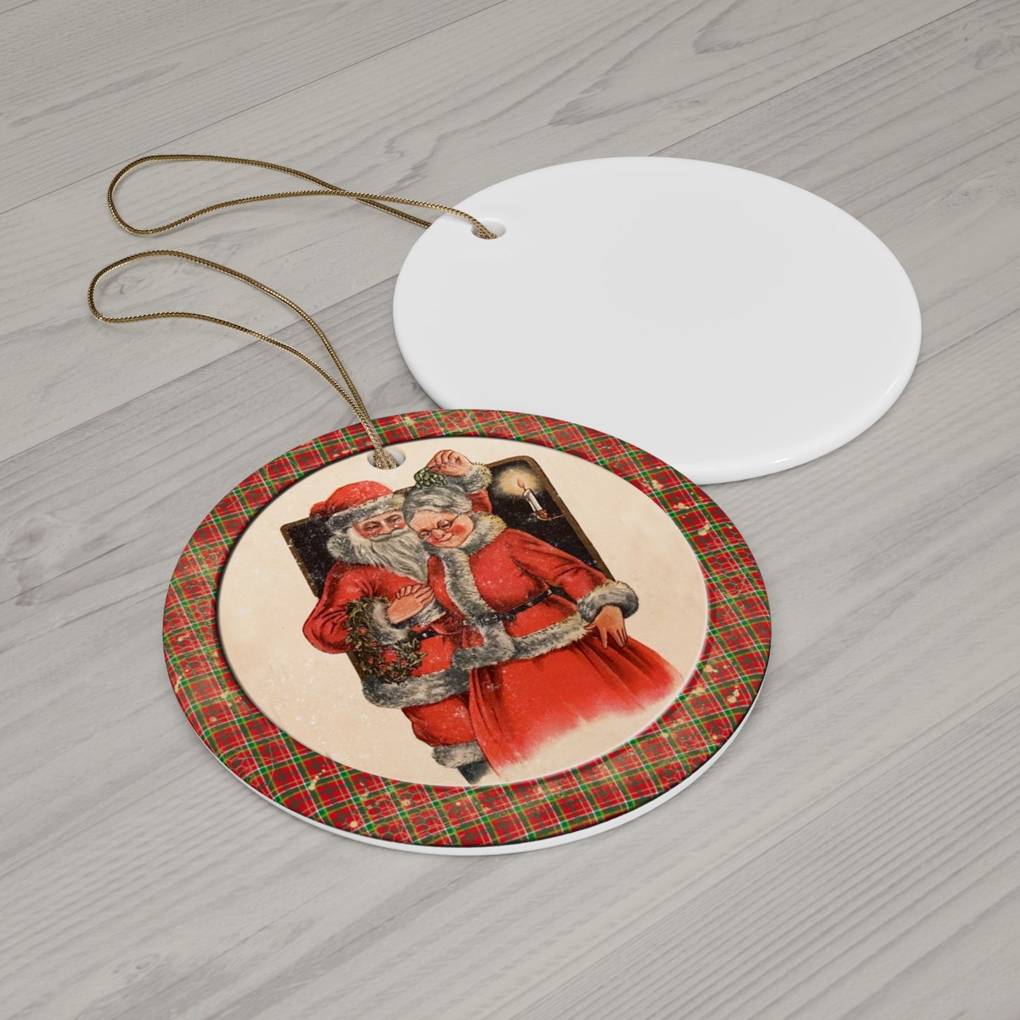 Santa & Mrs Claus Ceramic Disc Ornament      Item #480413