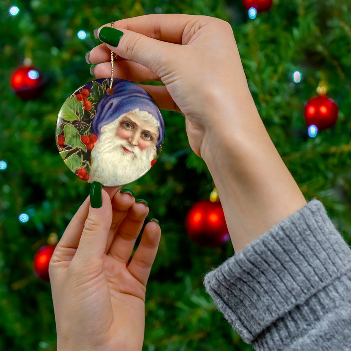 Santa Ceramic Disc Ornament           Item #1137795