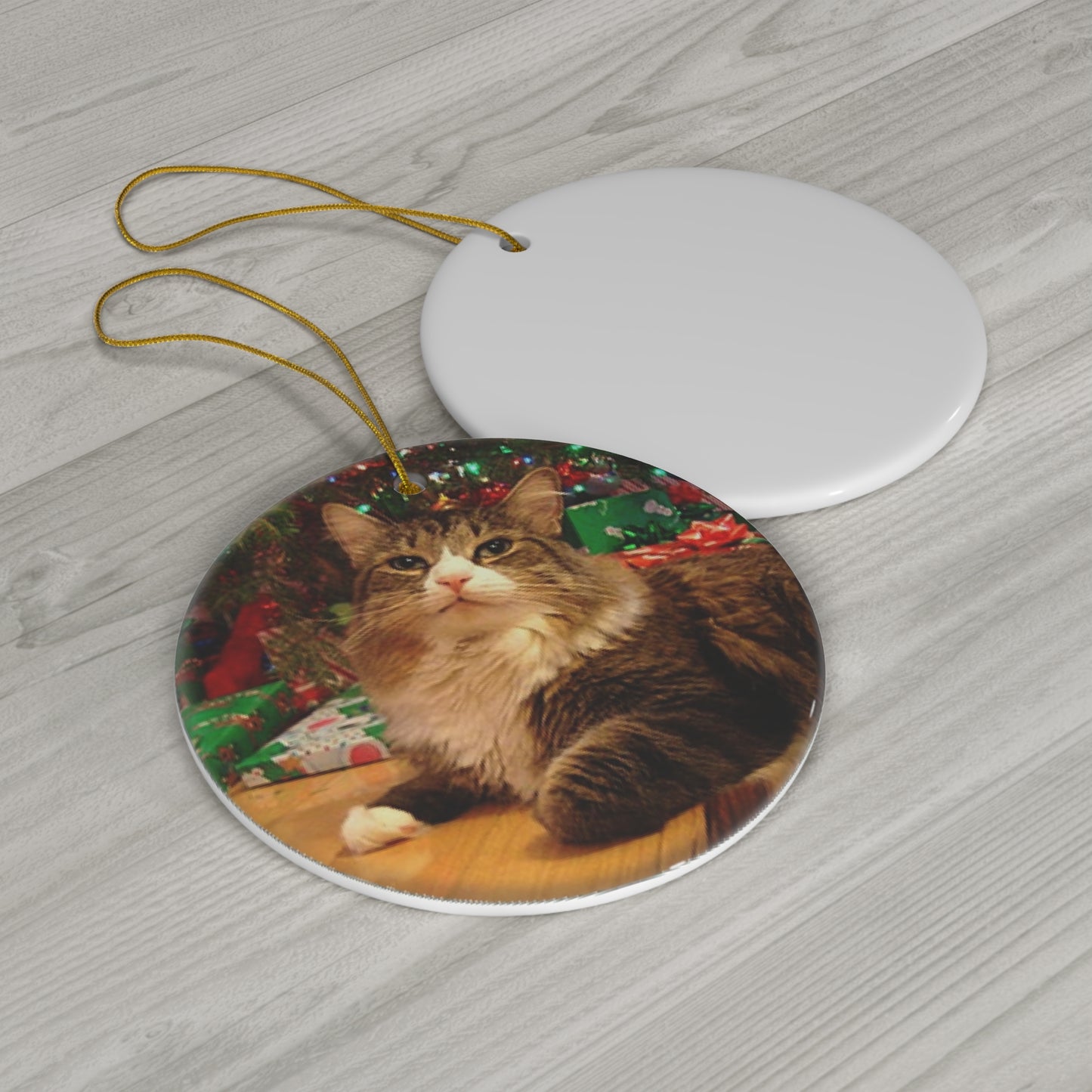 Christmas Cat Ceramic Disc Ornament       Item #3045173