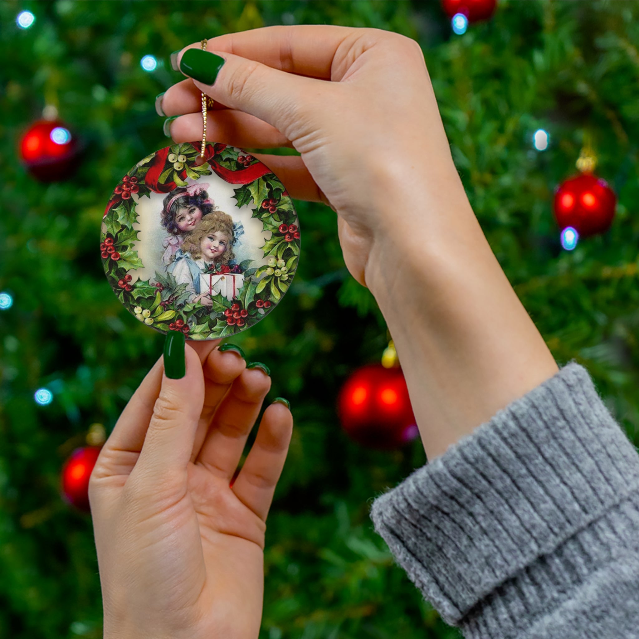 Wreath Girls Ceramic Disc Ornament         Item #94163 - Buckshot's Bargain Barn