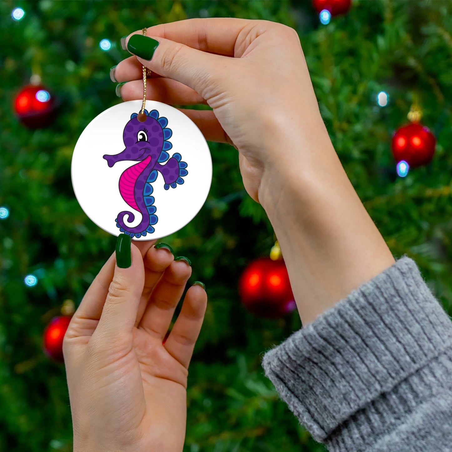 Sea Horse Ceramic Disc Ornament      Item #9701562