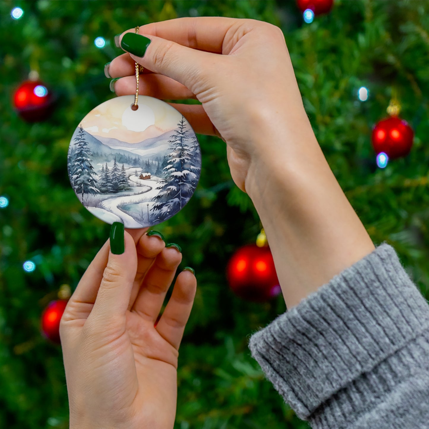 Ceramic Ornament - Christmas Scene     Item #5459986