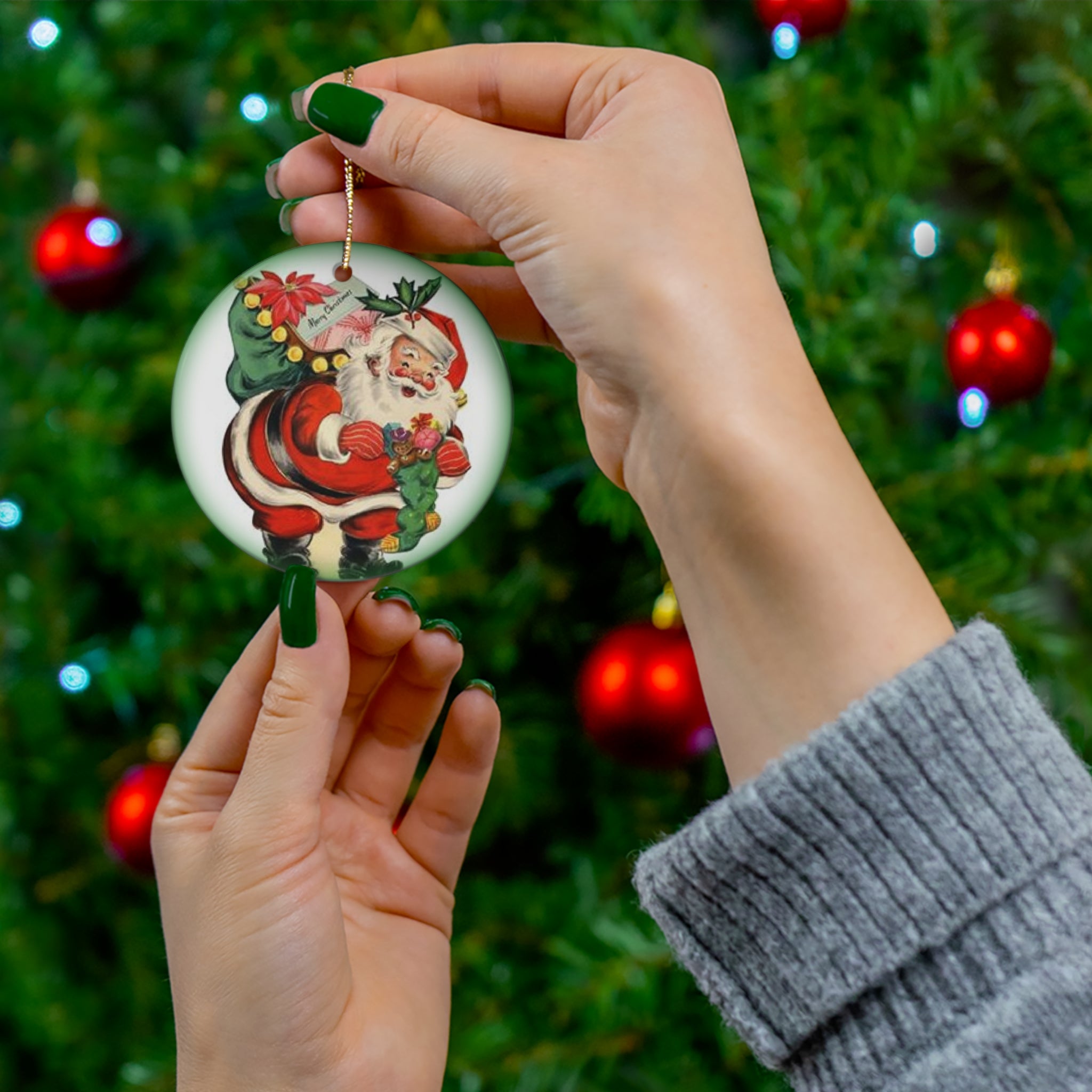 Santa Ceramic Disc Ornament          Item #1911443