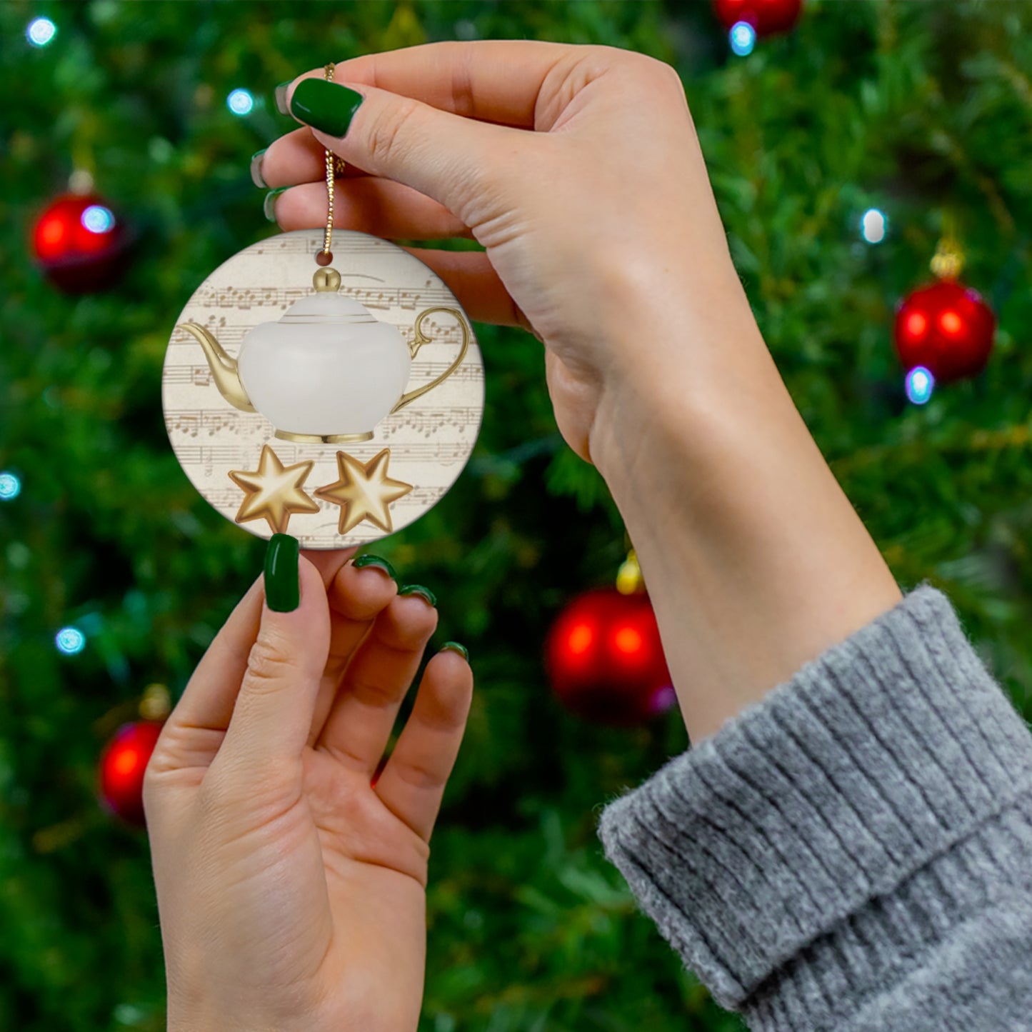 Christmas Tea Pot Ceramic Disc Ornament           Item #227314