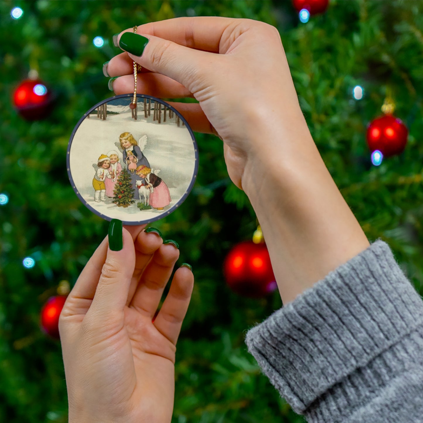 Christmas Scene Kids Ceramic Disc Ornament        Item #4648191