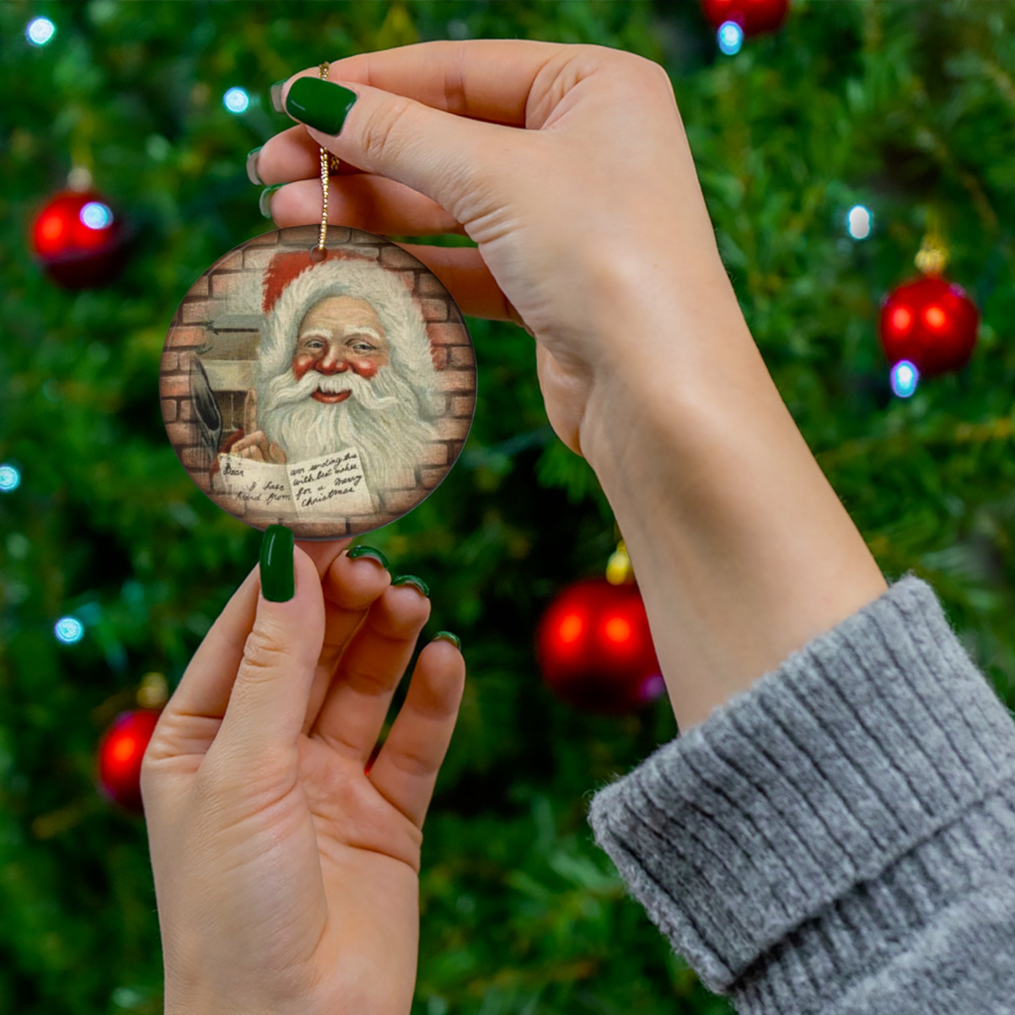 Santa Ceramic Disc Ornament      Item #302642